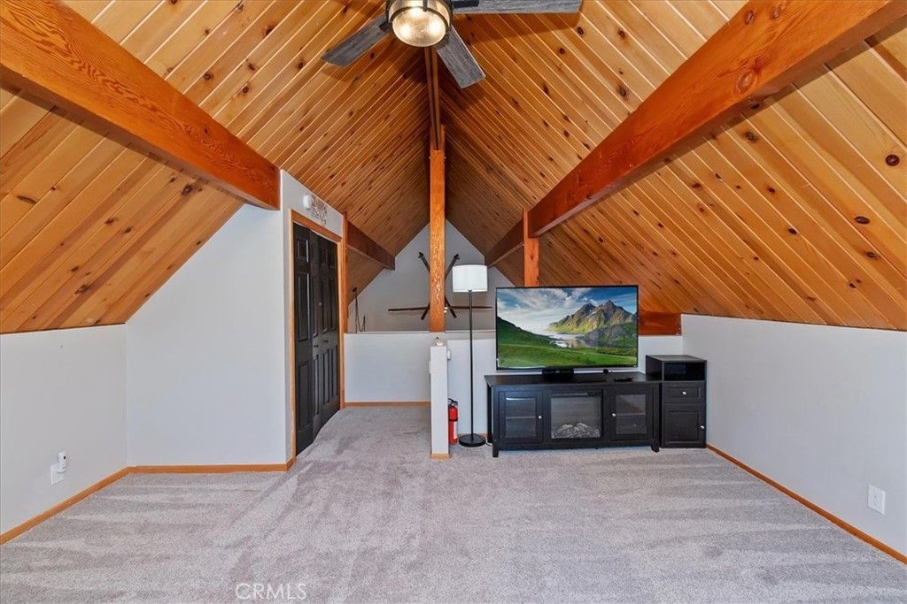 Image 21 of property listing at 642 Villa Grove, Big Bear, CA 92314