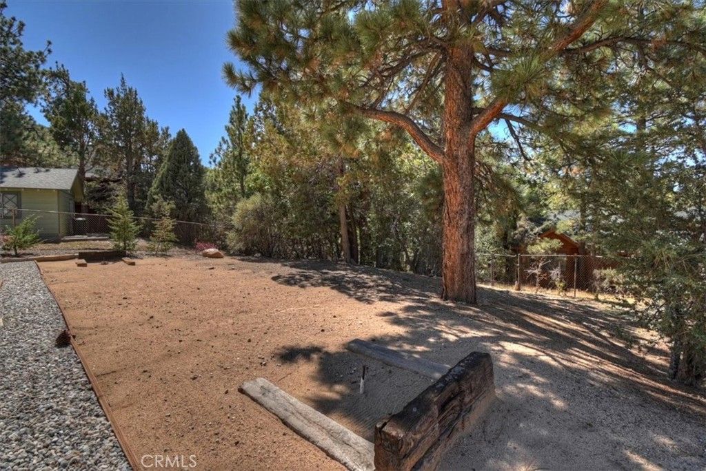 Image 31 of property listing at 642 Villa Grove, Big Bear, CA 92314