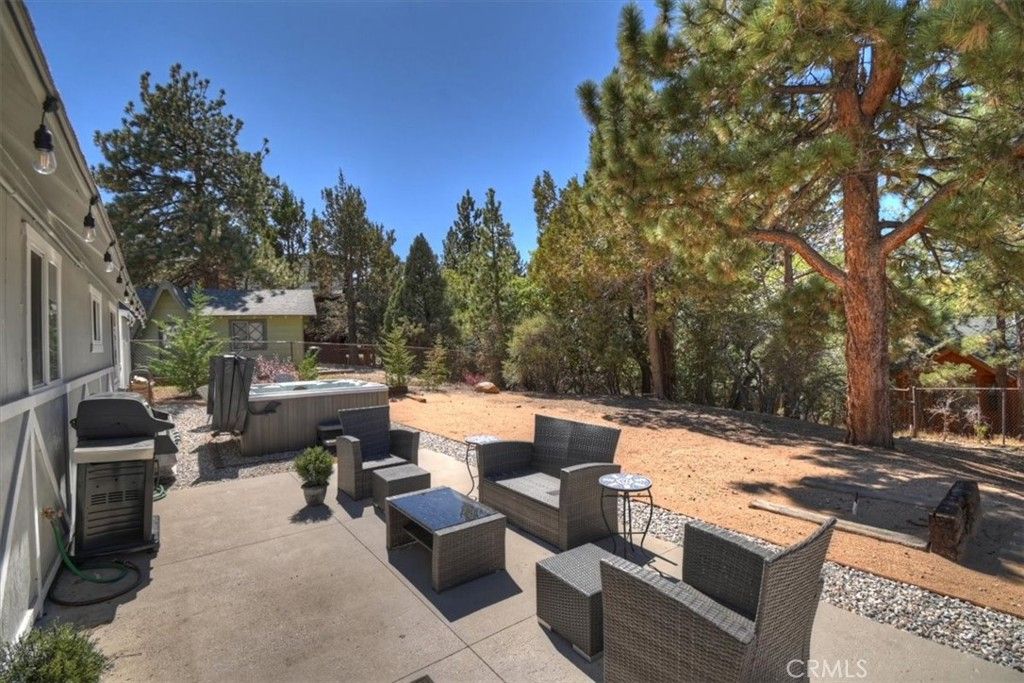 Image 33 of property listing at 642 Villa Grove, Big Bear, CA 92314