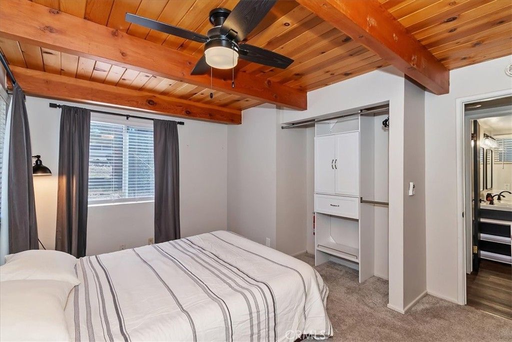 Image 6 of property listing at 642 Villa Grove, Big Bear, CA 92314