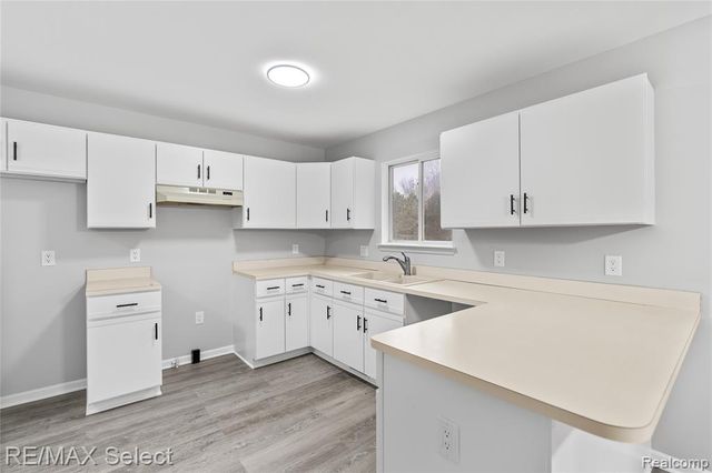 8455 Deer Field Drive, Davison, MI 48423