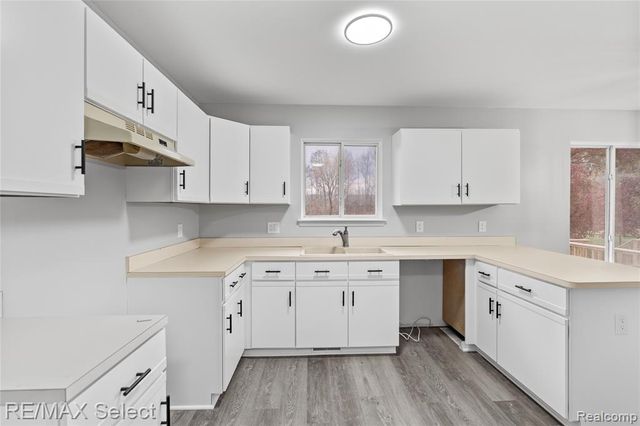 8455 Deer Field Drive, Davison, MI 48423