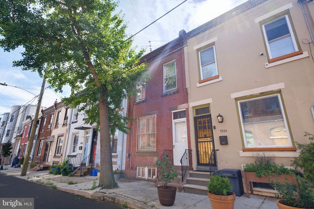 1926 E HAZZARD ST, PHILADELPHIA, PA 19125 — exterior