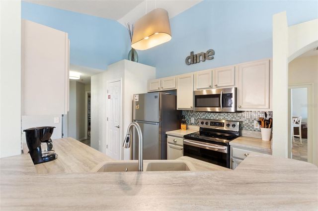 816 SOLANA CIRCLE, Davenport, FL 33897