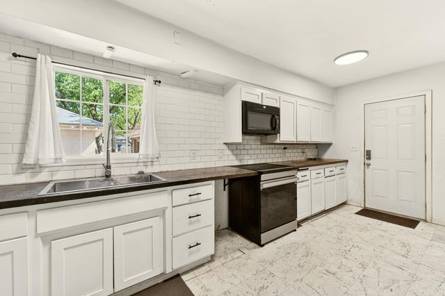 720 10th Avenue SE, Rochester, MN 55904