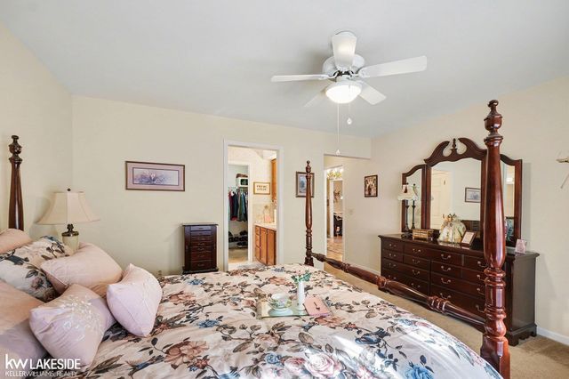 18774 Woods Drive, Clinton Twp, MI 48036