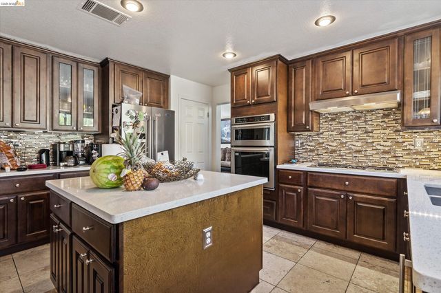 4137 Amargosa Dr, Antioch, CA 94531