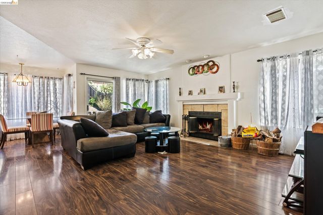 4137 Amargosa Dr, Antioch, CA 94531