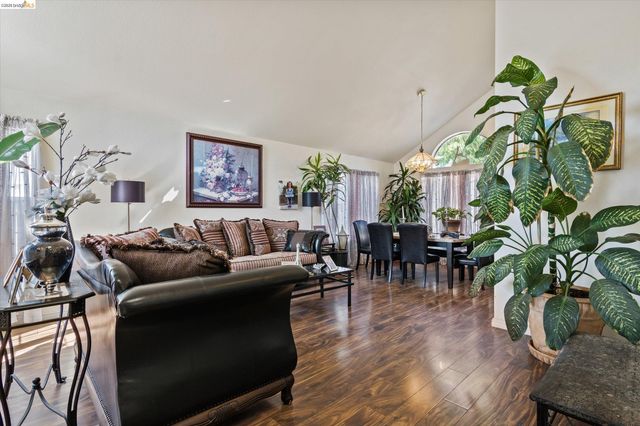 4137 Amargosa Dr, Antioch, CA 94531
