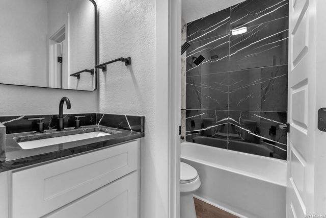 1505 W Woodlawn Ave Apt 1, San Antonio, TX 78201