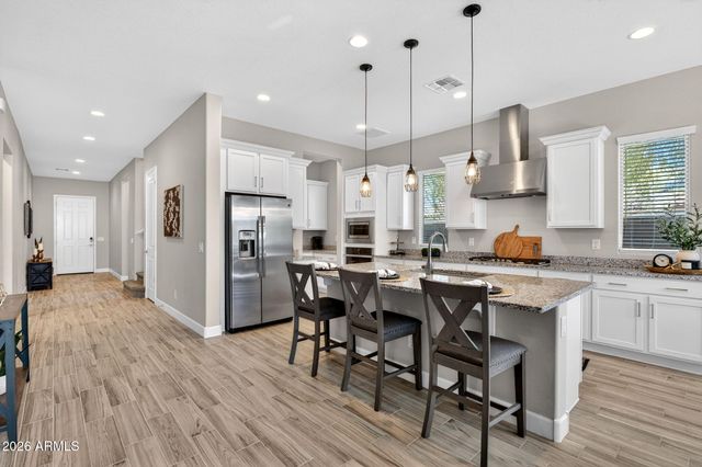 18387 W CLINTON Street, Surprise, AZ 85388