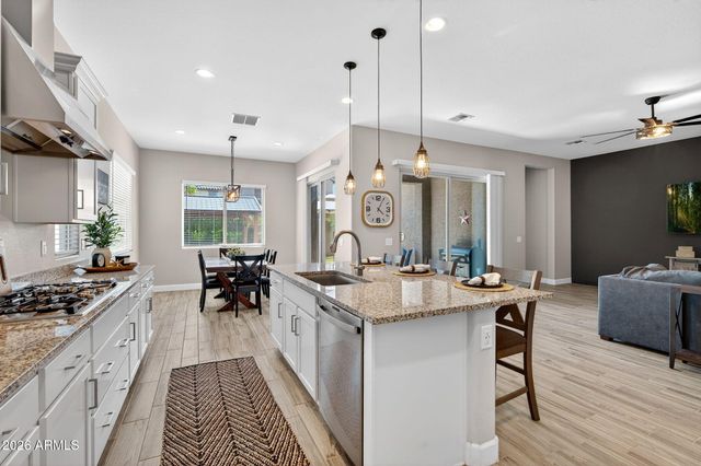 18387 W CLINTON Street, Surprise, AZ 85388
