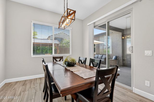 18387 W CLINTON Street, Surprise, AZ 85388