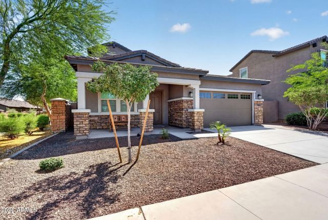 18387 W CLINTON Street, Surprise, AZ 85388