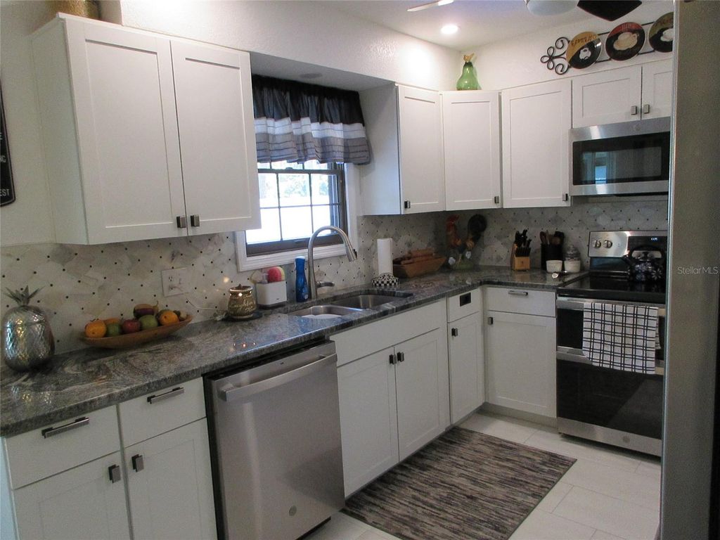 Image 23 of property listing at 4110 ALLURE LANE, North Port, FL 34287