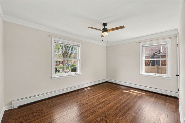21516 Madison Street, Saint Clair Shores, MI 48081