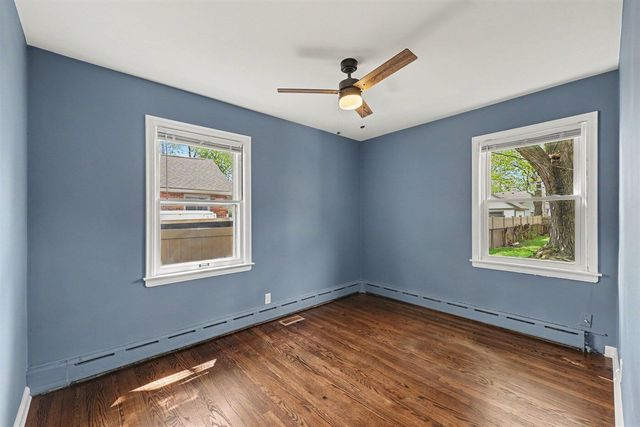 21516 Madison Street, Saint Clair Shores, MI 48081
