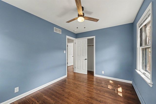 21516 Madison Street, Saint Clair Shores, MI 48081
