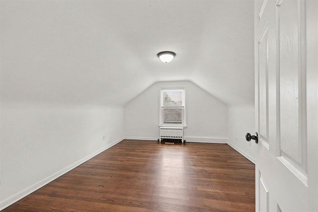 21516 Madison Street, Saint Clair Shores, MI 48081