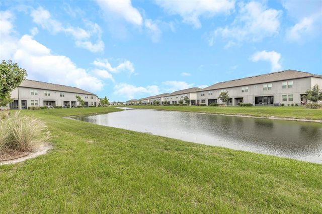 31604 BLUE PASSING LOOP, Wesley Chapel, FL 33545