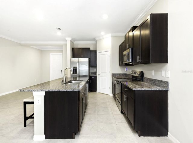 31604 BLUE PASSING LOOP, Wesley Chapel, FL 33545