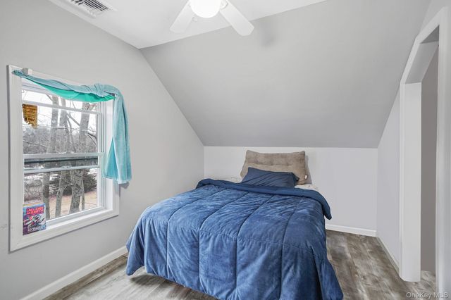 14 Tuttle Avenue, Eastport, NY 11941