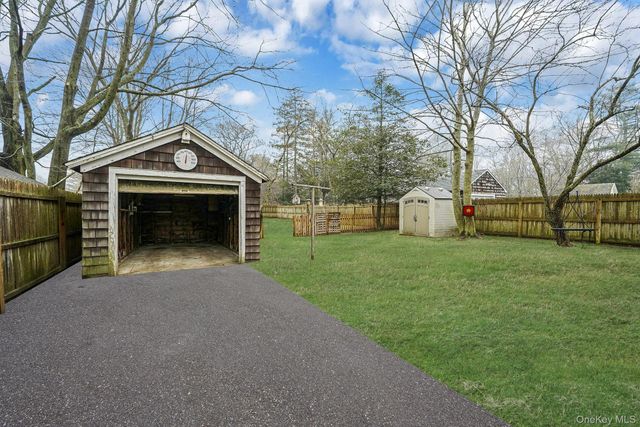 14 Tuttle Avenue, Eastport, NY 11941