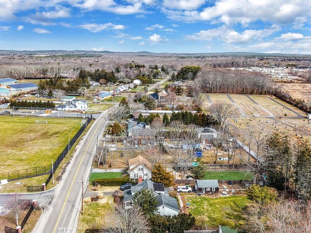 14 Tuttle Avenue, Eastport, NY 11941