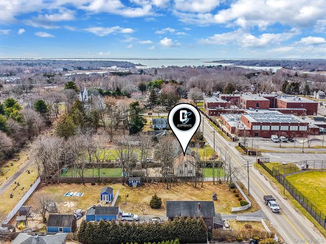 14 Tuttle Avenue, Eastport, NY 11941