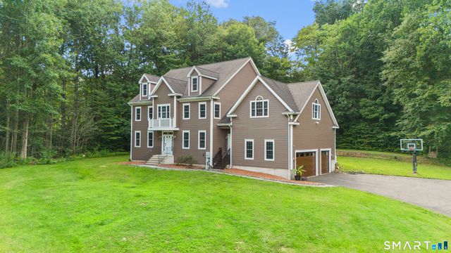 3 Butternut Ridge Road, Oxford, CT 06478
