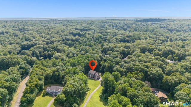 3 Butternut Ridge Road, Oxford, CT 06478