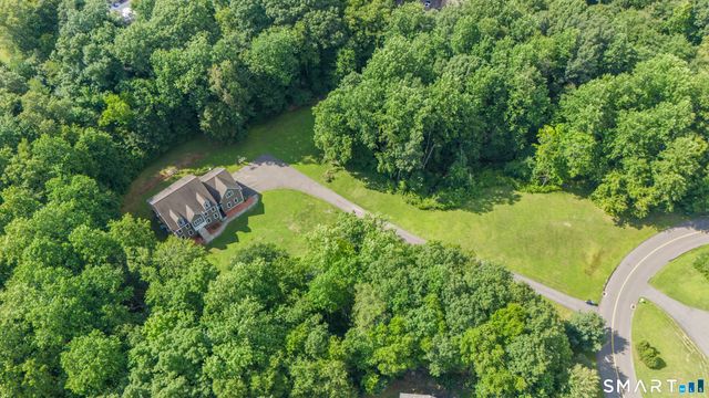 3 Butternut Ridge Road, Oxford, CT 06478