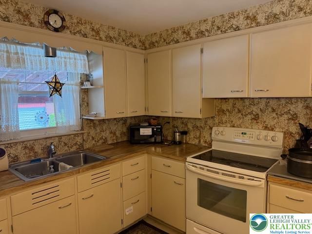 4 East Berger, Emmaus Boro, PA 18049