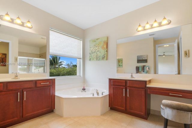 8185 Fiera Ridge Drive, Boynton Beach, FL 33473