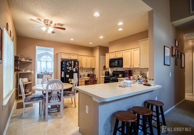 70 Birmingham Lane, Monroe, NJ 08831