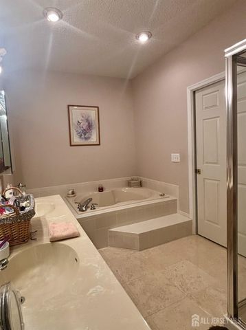 70 Birmingham Lane, Monroe, NJ 08831