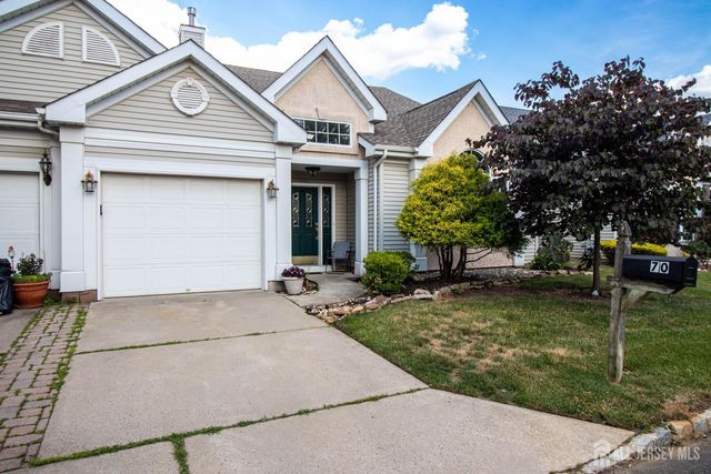 70 Birmingham Lane, Monroe, NJ 08831
