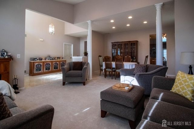 70 Birmingham Lane, Monroe, NJ 08831