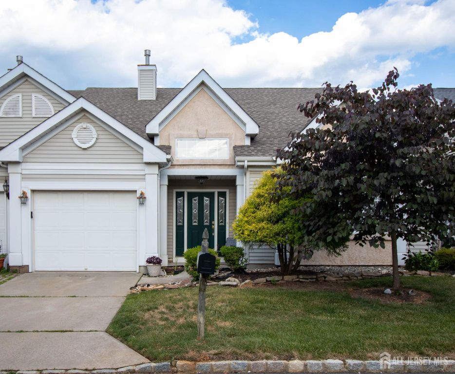 70 Birmingham Lane, Monroe, NJ 08831