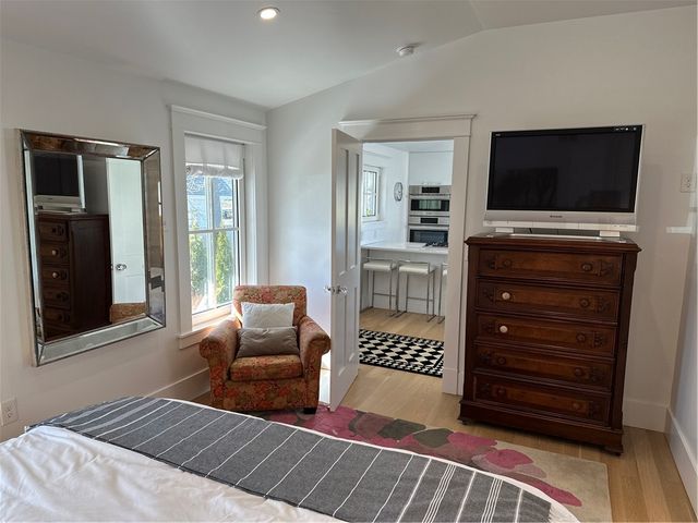 76 Memorial Boulevard Rear, Newport, RI 02840