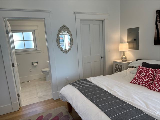 76 Memorial Boulevard Rear, Newport, RI 02840