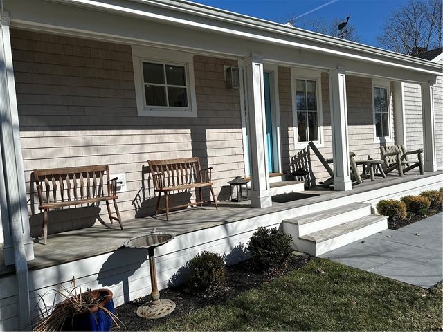 76 Memorial Boulevard Rear, Newport, RI 02840