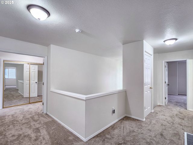 8754 Sw WAKKILA Ter, Beaverton, OR 97007