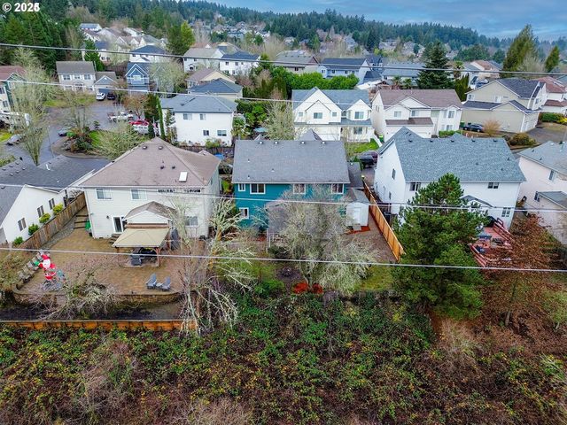 8754 Sw WAKKILA Ter, Beaverton, OR 97007