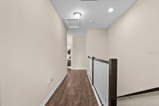 30089 SOUTHWELL LANE, Zephyrhills, FL 33543