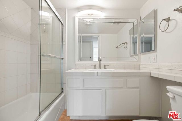 1508 VETERAN Avenue 301, Los Angeles, CA 90024