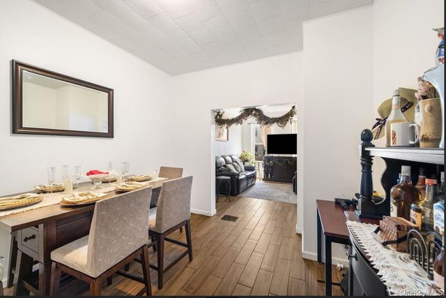 60-34 69th Avenue, Ridgewood, NY 11385