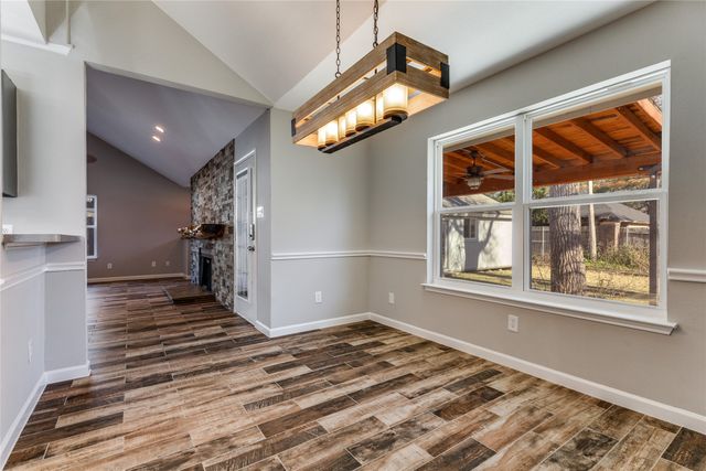 3813 Devonaire Drive, Fort Worth, TX 76008