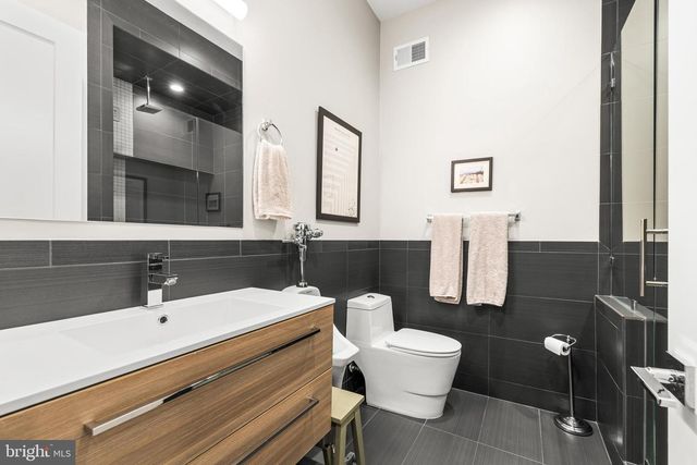 506 S COLLINGTON AVE, Baltimore, MD 21231