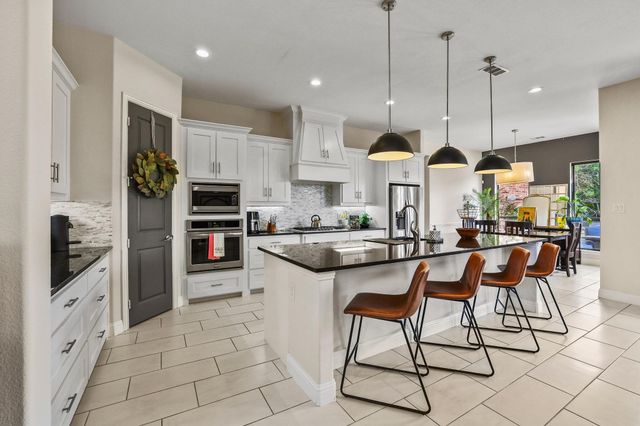 107 Whispering Winds Drive, Gunter, TX 75058